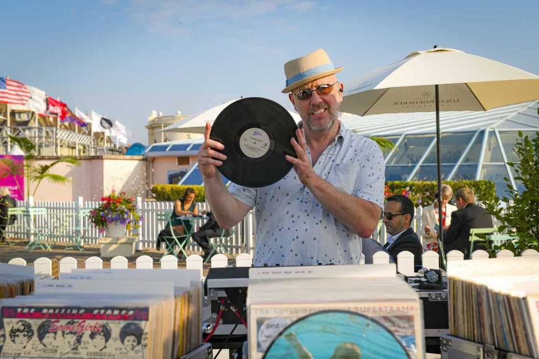 Bar à Vinyles Festival du Film Américain de Deauville